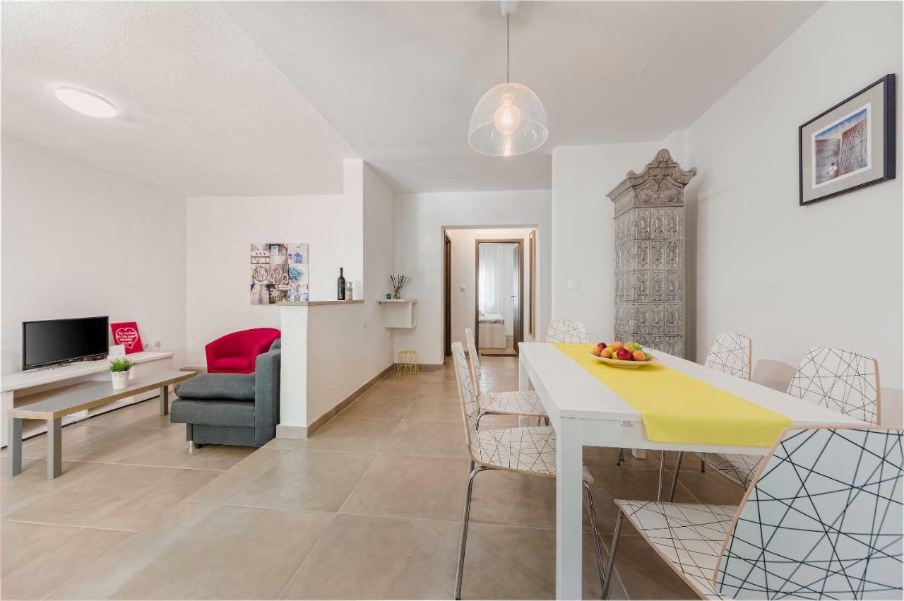 Ferienwohnung Apartman Inga Pula Exterior foto